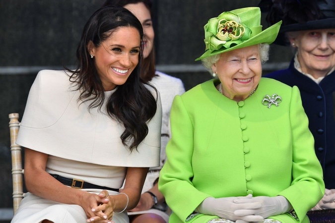 Kráľovná Alžbeta II. má s Meghan dobrý vzťah