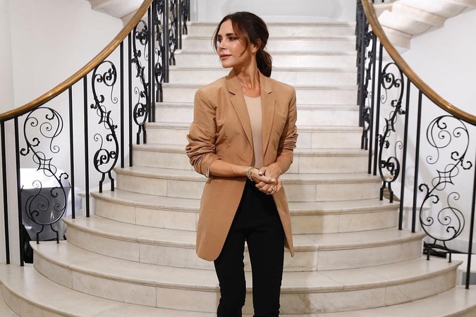 Victoria Beckham oslávila so svojou módnou značkou už 10. výročie