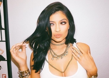 Kylie Jenner podstupuje jednu plastiku za druhou