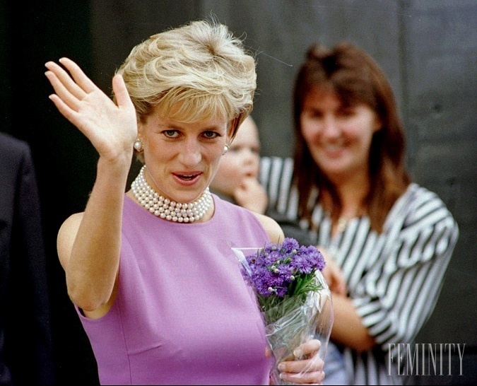 Williamova zosnulá matka, princezná Diana, by mohla ovplyvniť budúcu rolu svojho staršieho syna v súvislosti so záchranou monarchie. 