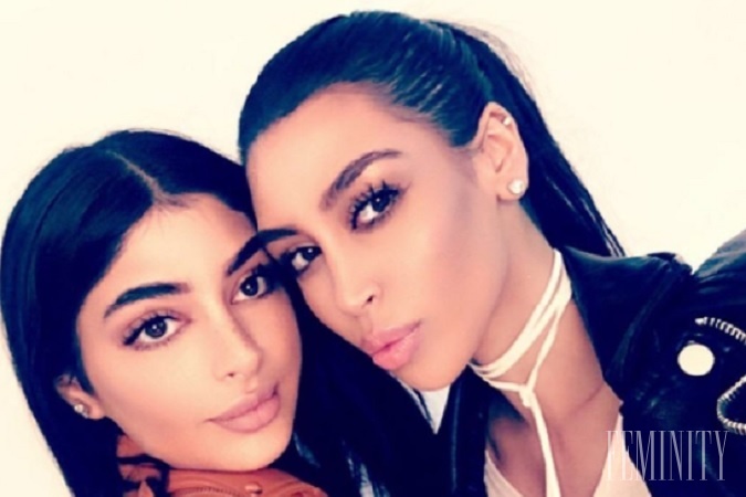 Podoba sestier so známymi Kardashiankami je neuveriteľná