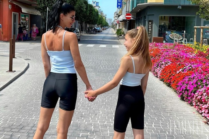 Dcéra Zuzany Šutjakovej vyzerá ako jej mini verzia, čo poviete?