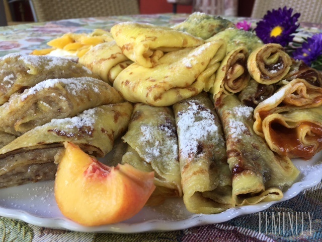 Citrónové palacinky sú osviežujúce a s ovocím priam neodolateľné