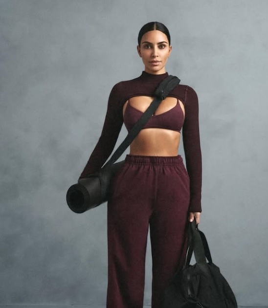Kimina značka Skims prináša do Nike elegantnejšie a dizajnovo progresívnejšie prvky. 