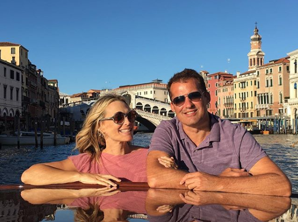 Spoločné dovolenky s manželom Scottom Stuberom si Molly Sims vždy plánuje dopredu a neuveriteľne sa na ne teší Spoločné dovolenky s manželom Scottom Stuberom si Molly Sims vždy plánuje dopredu a neuveriteľne sa na ne teší