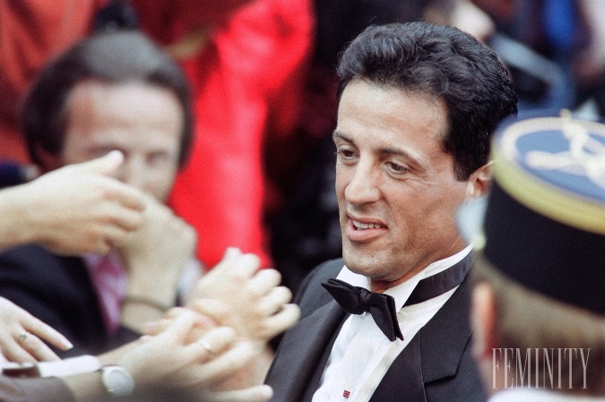 Sylvester Stallone prišiel na párty s výslovným úmyslom vyzdvihnúť Dianu a bol rozzúrený, keď ju videl v zaujatom rozhovore s Richardom Gerom. Sylvester Stallone prišiel na párty s výslovným úmyslom vyzdvihnúť Dianu a bol rozzúrený, keď ju videl v zaujatom rozhovore s Richardom Gerom.