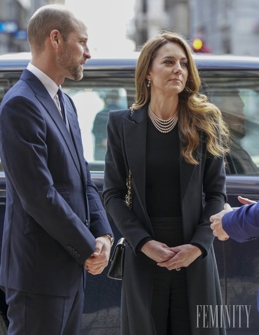 Na prvý pohľad sa princezná Kate javí ako pokorná a milá, ale môže mať svoje maniére, ktoré nie sú po chuti ani jej manželovi. Na prvý pohľad sa princezná Kate javí ako pokorná a milá, ale môže mať svoje maniére, ktoré nie sú po chuti ani jej manželovi.