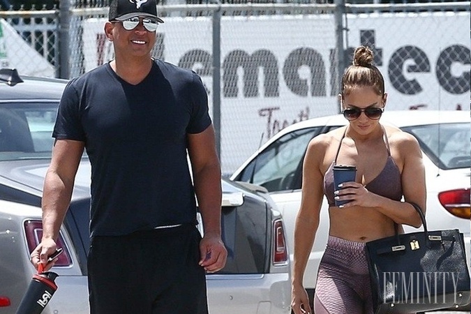 Jennifer Lopez nezaháľa a svoje telo neustále vie, ako potrápiť: 49-ročná latino diva takto chodí do fitka