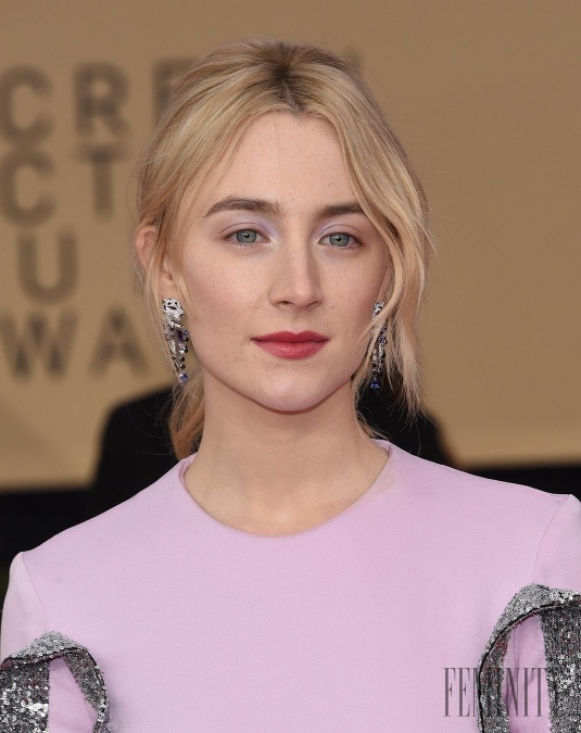 Nežná kráska Saoirse Ronan je naozaj okúzľujúca