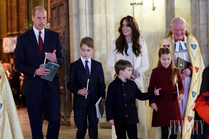 Princezná Kate s princom Williamom a ich tromi deťmi