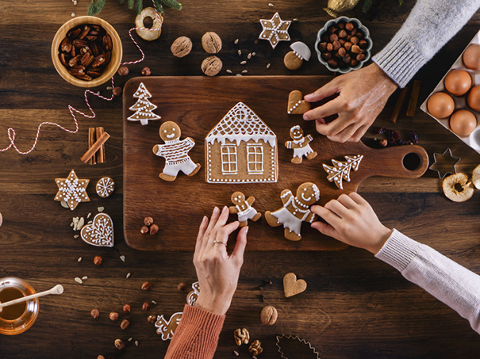 Adventný kalendár s Medovníčkom je v predaji v obchodnej sieti reťazca po celom Slovensku, jeho kúpou podporíte rodiny v núdzi 