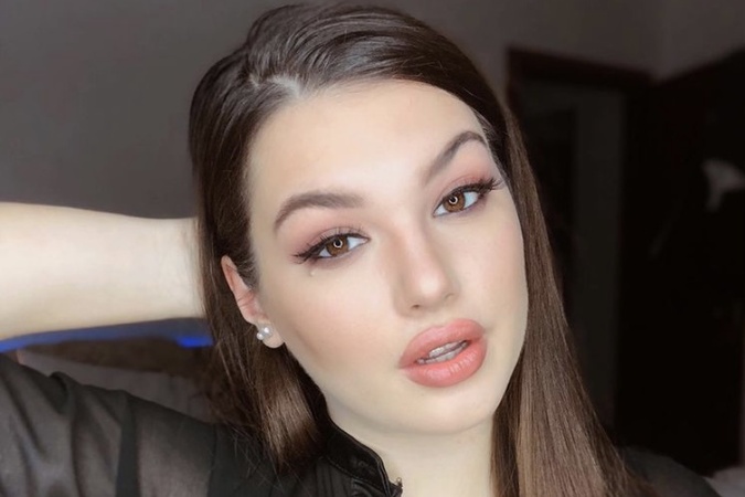 Nemusím sa páčiť každému, no ja sama som so sebou spokojná