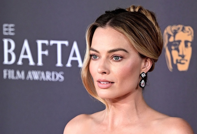 Margot Robbie ukazuje ženám, že môžu mať všetko po čom túžia