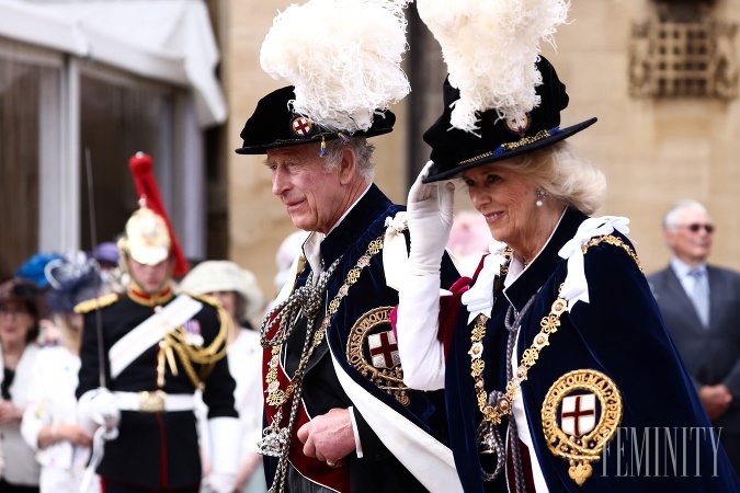 Za ceremóniami a honosnými tradíciami britskej monarchie sa skrývajú aj tienisté kapitoly