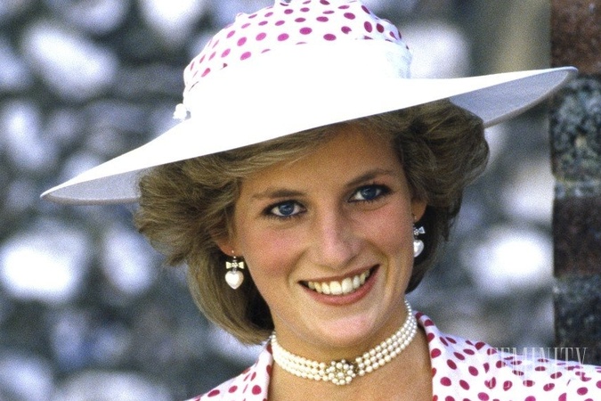 Croons Lady Diana si vyberala nadčasové doplnky plné luxusu