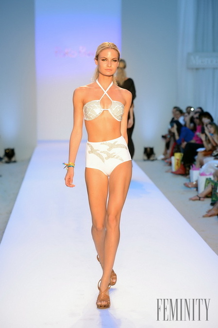 Prehliadka Mercedes-Benz Fashion Week Swim 2013 Collection