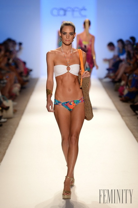 Prehliadka Mercedes-Benz Fashion Week Swim 2013 Collection