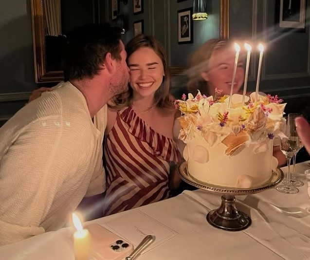 Dodnes sú Liam a Gabriella spolu a v poslednú dobu sa vynorili aj špekulácie o tom, či ju Liam nepožiadal už o ruku. 