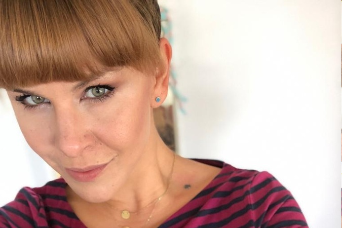 Známa herečka a mama Kristína Tormová podporila svojou limitovanou kolekciou tričiek dobrú vec