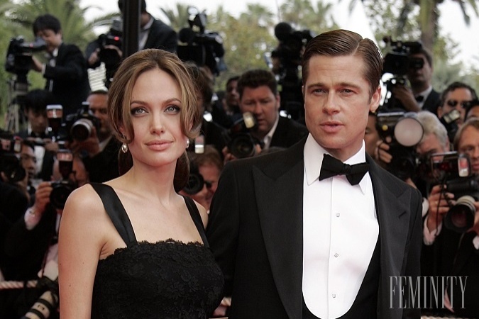 Na filmovom festivale v Cannes v roku 2007 sa predviedla v tomto type šiat s čipkou aj herečka Angelina Jolie