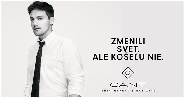Biela košeľa nesmie chýbať