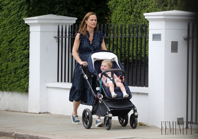 Grace Elizabeth Jane, je prvá dcéra a prostredné dieťa Pippy a Jamesa. Prišla na svet v roku 2021.
