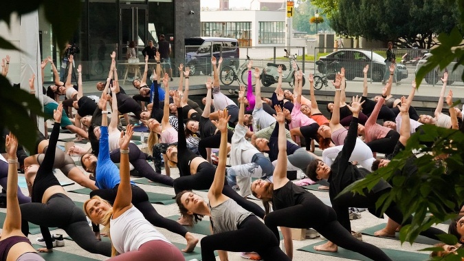 Vítanie slnka - Sunrise Yoga Bratislava v SNG
