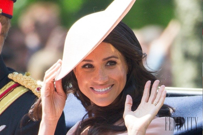Krásna vojvodkyňa zo Sussexu Meghan si ľudí získala svojím pôvabom a nezameniteľným úsmevom