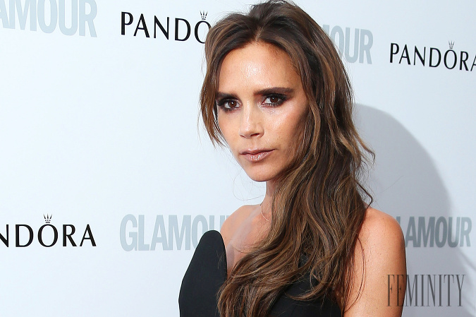 Victoria Beckham nedá dopustiť na kokosovú vodu, kvalitný spánok a diamantovú dermabráziu