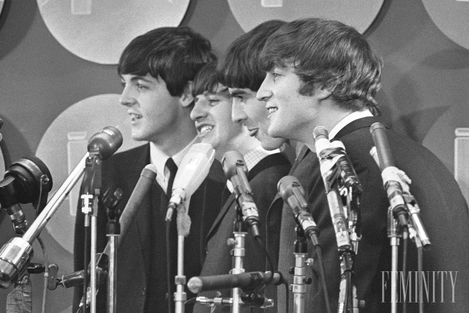 V roku 1965 udelila Alžbeta II. vyznamenanie aj členom legendárnej britskej skupiny Beatles. 