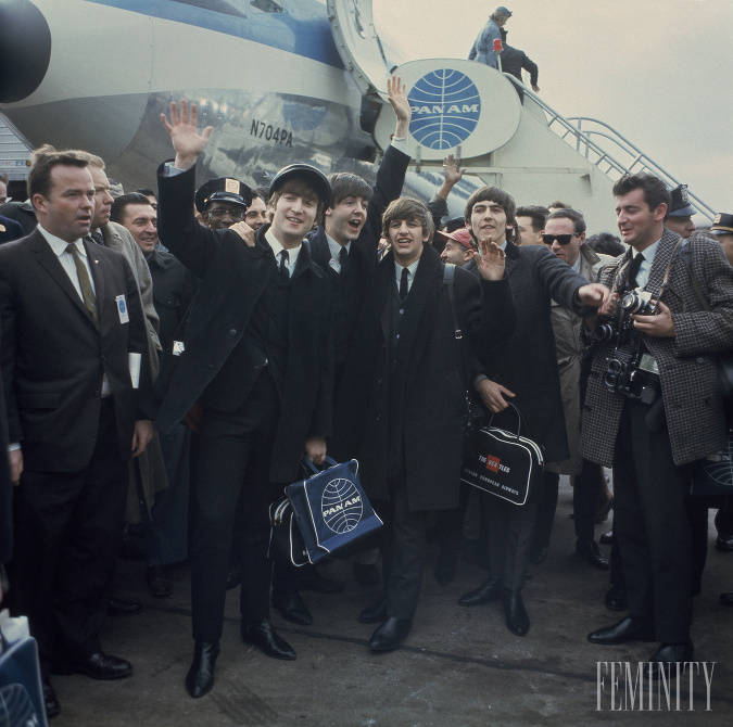 kráľovnú Alžbetu II. museli mať Beatles v obľube ešte dlho, nakoľko o niekoľko rokov neskôr vyšla ich pieseň s názvom Her Majesty, Jej Veličenstvo. kráľovnú Alžbetu II. museli mať Beatles v obľube ešte dlho, nakoľko o niekoľko rokov neskôr vyšla ich pieseň s názvom Her Majesty, Jej Veličenstvo.