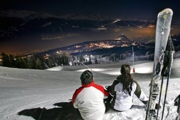 Luxusné lyžiarske stredisko Crans-Montana v švajčiarskych Alpách.