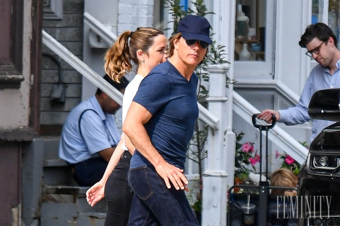 Len minulý mesiac boli tieto dve hollywoodske hviezdy, Tom Cruise a Ana de Armas, spozorovaní ako sa držia za ruky.