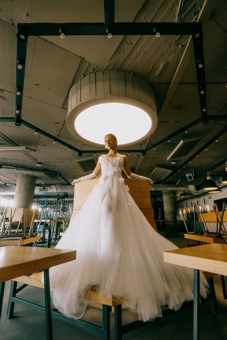 Modelky: Agáta P, Eliška P, MUAH: Kateřina Lacová, Vlasové doplnky: Lucia Stofej Bridal, Lokácia: Kácečko Bratislava Modelky: Agáta P, Eliška P, MUAH: Kateřina Lacová, Vlasové doplnky: Lucia Stofej Bridal, Lokácia: Kácečko Bratislava