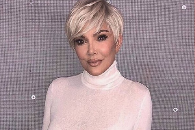 Mama Kris Jenner dbá každý rok na to, aby všetko prebehlo na Vianoce tak ako má